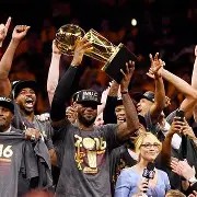 C7娱乐下载-骑士队为主力球员续约，球队稳定局势